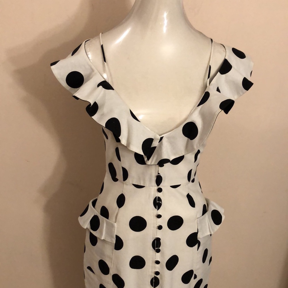 Dress - Picture 3 of 10